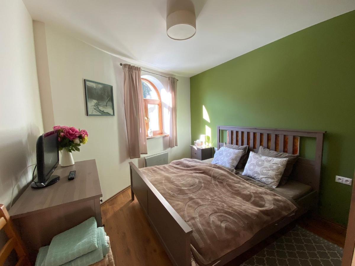 Family Apartment ตาเล ภายนอก รูปภาพ